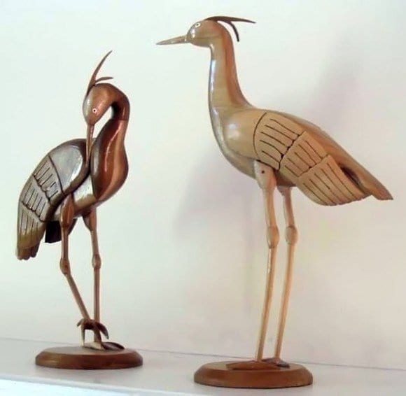 woodcarvings-of-cranes